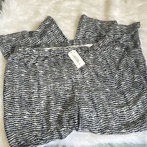 Black‎ & white flared pants plus size 2XL